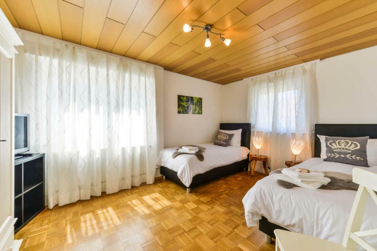 Ferienhaus Vier Jahreszeiten Bad Urach Buitenkant foto